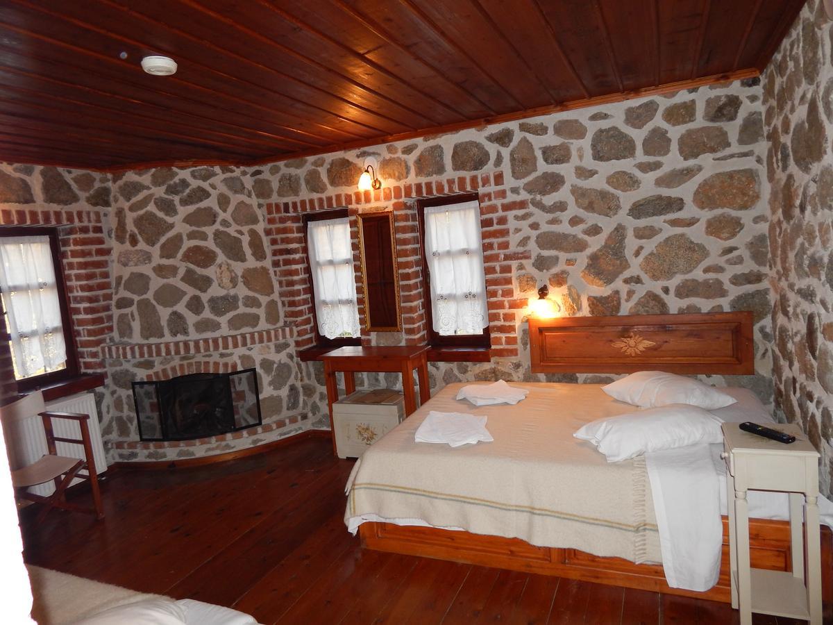 Ξενώνας Αριάδνη - Guesthouse Ariadni Lemos Bagian luar foto
