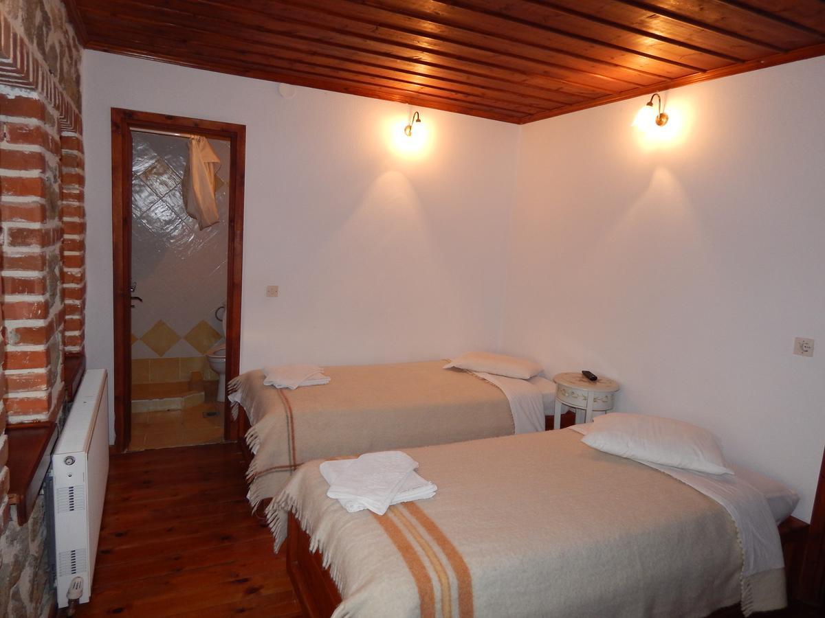 Ξενώνας Αριάδνη - Guesthouse Ariadni Lemos Bagian luar foto